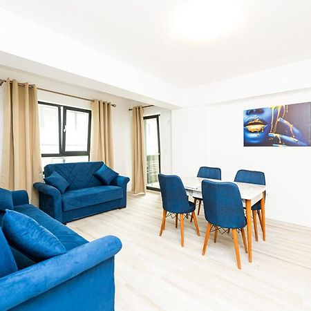 Apart Hotel Fusion Tower Yaş Dış mekan fotoğraf