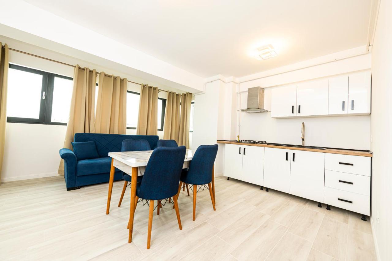 Apart Hotel Fusion Tower Yaş Dış mekan fotoğraf
